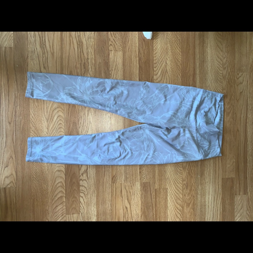 Fabletics Printed Leggings // XS